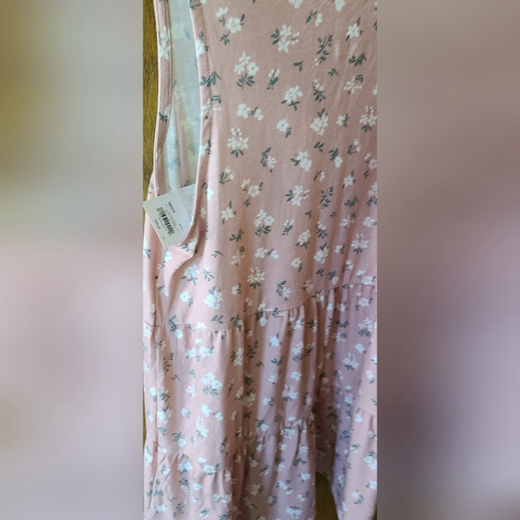 a:glow Maternity Sleeveless Top Size M - Picture 5 of 6